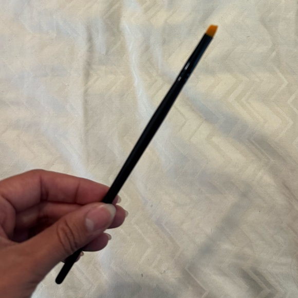 MAKEUP BRUSH. NEVER USED - Picture 5 of 7